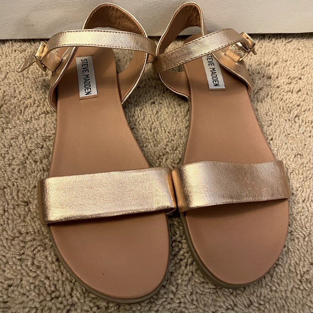Steve Madden Flat Sandal